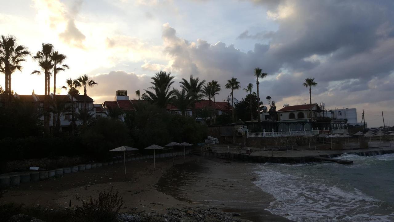 Topset Hotel Agios Georgios  Exteriör bild